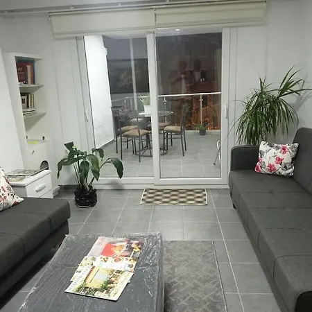 Villa Private Triplex House For Friends